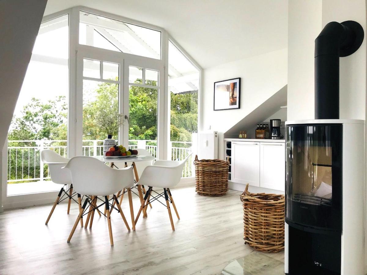 Moderne Ferienwohnung Mit Balkon, Meerblick - Ferienresidenz Zwei Boddenfewo 1-5 Lietzow Eksteriør bilde