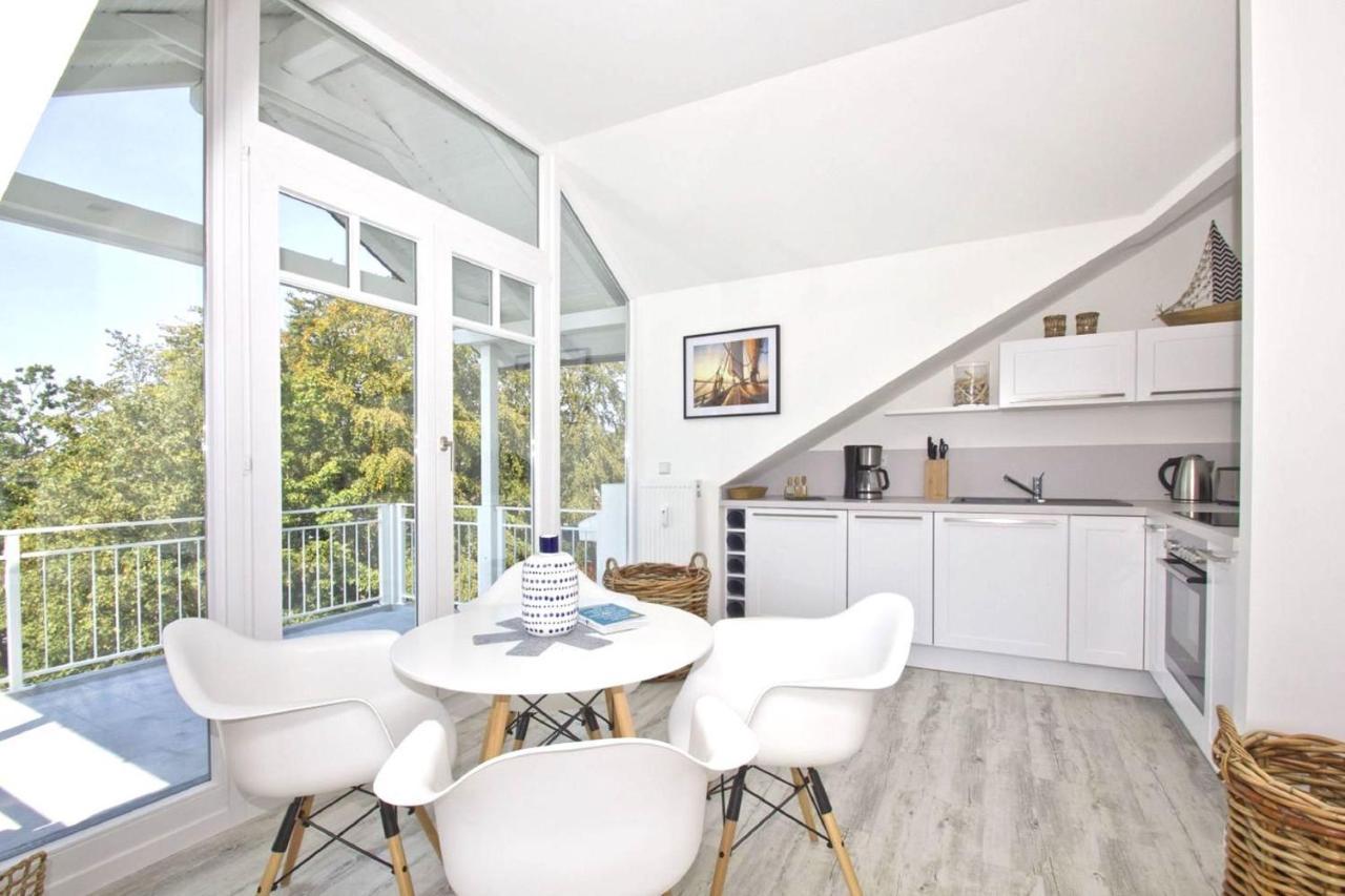 Moderne Ferienwohnung Mit Balkon, Meerblick - Ferienresidenz Zwei Boddenfewo 1-5 Lietzow Eksteriør bilde