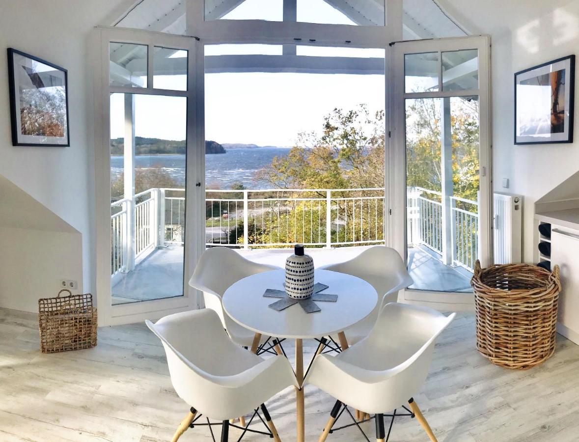 Moderne Ferienwohnung Mit Balkon, Meerblick - Ferienresidenz Zwei Boddenfewo 1-5 Lietzow Eksteriør bilde